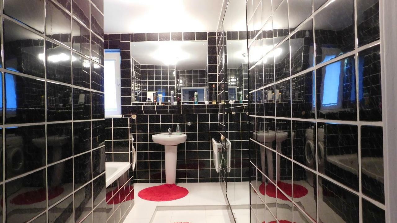 شقة Ivihouse سفينويتشي المظهر الخارجي الصورة